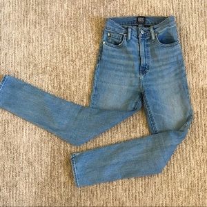 BDG Girlfriend High Rise Cropped Size 24